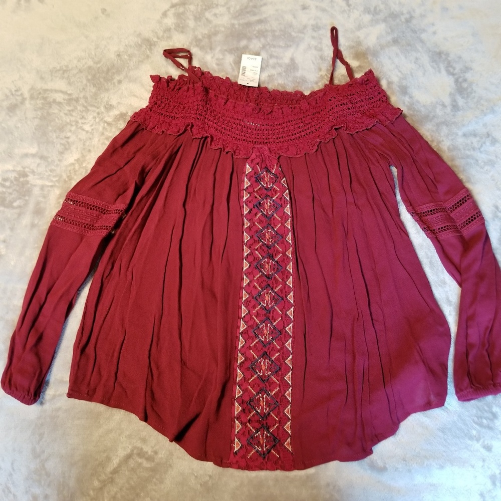 Maurices cute casual or dressy maroon top. NWT